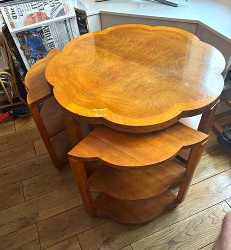 Wood round nesting tables - round,