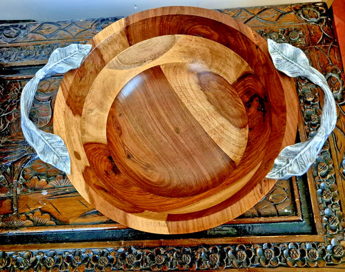 Gorgeous carved wooden - gorgeous,
